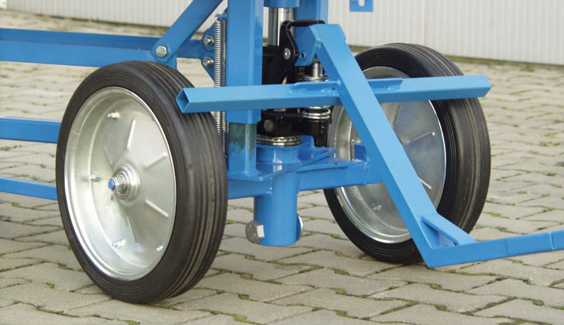 Lifter-equipped cart